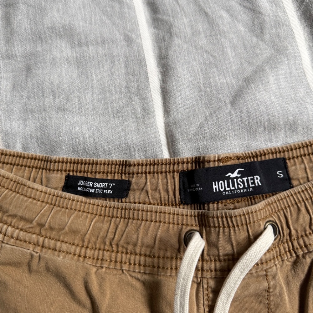 Hollister Top Rated  Twill Pull-On Shorts 7" - Picture 2 of 4